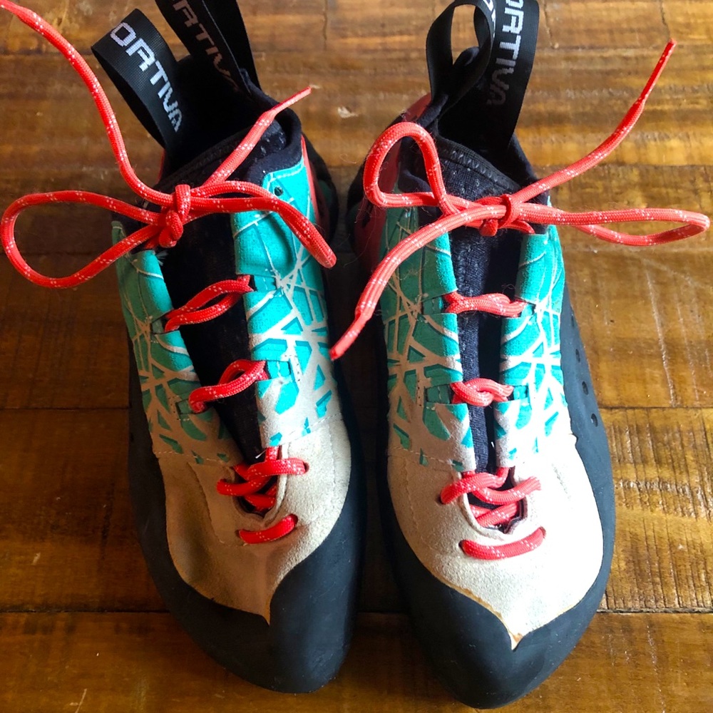 La Sportiva Kataki Woman Climbing Shoe